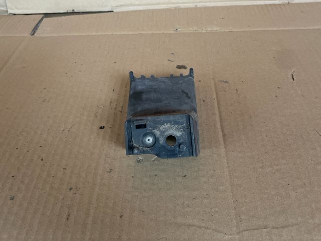 bontott MAZDA MPV Bal első Lökhárító Tartó (Műanyag)