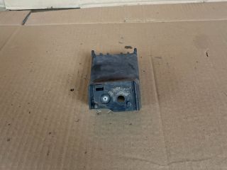 bontott MAZDA MPV Bal első Lökhárító Tartó (Műanyag)