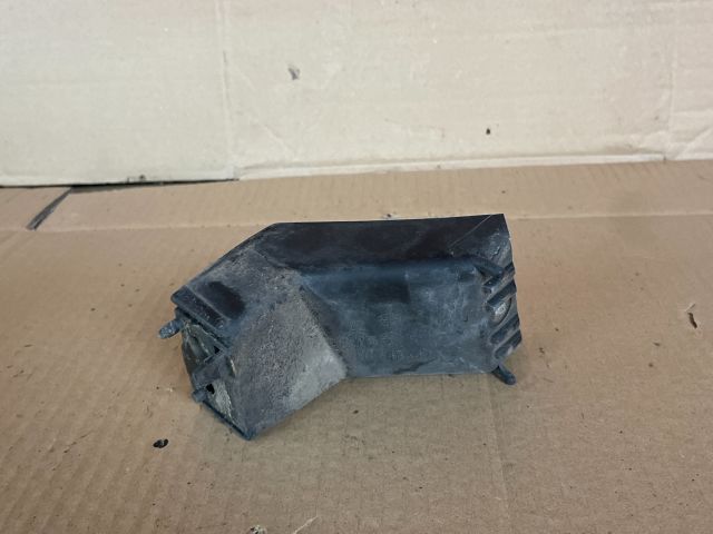 bontott MAZDA MPV Bal első Lökhárító Tartó (Műanyag)