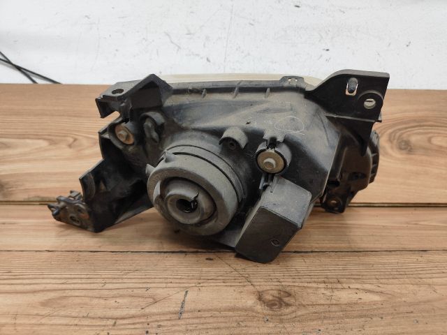 bontott MAZDA MPV Bal Fényszóró