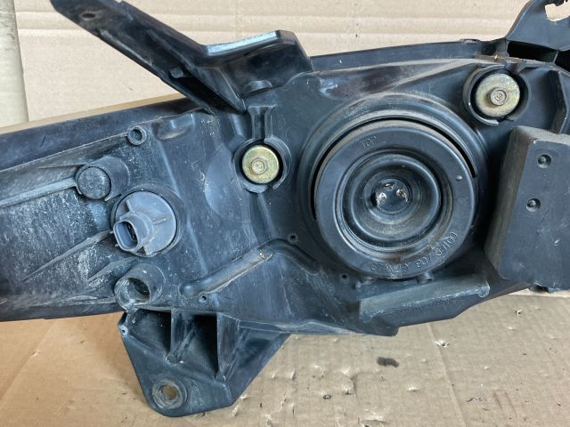 bontott MAZDA MPV Bal Fényszóró