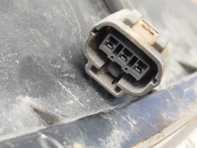 bontott MAZDA MPV Bal Fényszóró