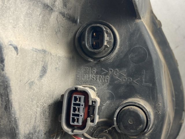 bontott MAZDA MPV Bal Fényszóró