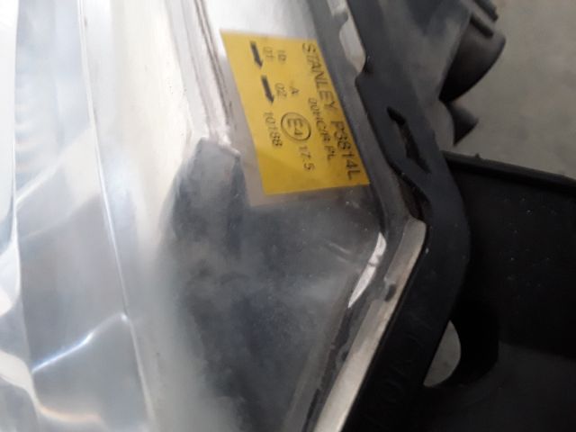 bontott MAZDA MPV Bal Fényszóró