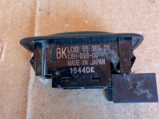 bontott MAZDA MPV Bal hátsó Ablakemelő Kapcsoló