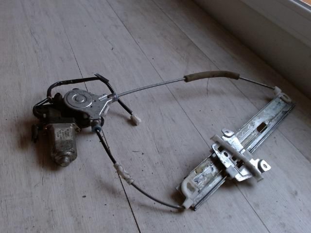 bontott MAZDA MPV Bal hátsó Ablakemelő Szerkezet (Elektromos)