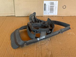 bontott MAZDA MPV Bal Ködfényszóró Lámpakeret