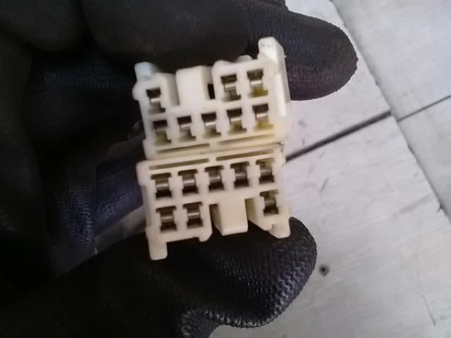 bontott MAZDA MPV Bal Tolóajtó Nyitó Gomb