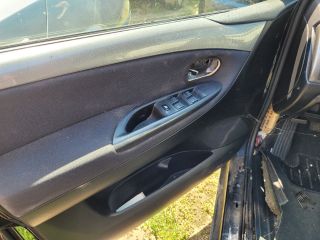 bontott MAZDA MPV Bal Tolóajtó Zárszerkezet