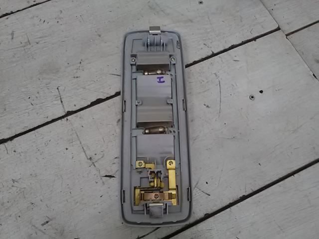 bontott MAZDA MPV Beltér Világítás Hátsó