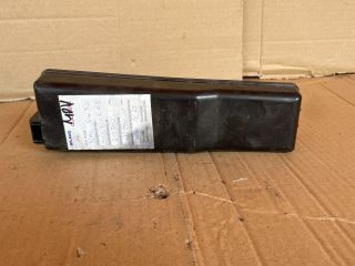 bontott MAZDA MPV Biztosítéktábla Fedél