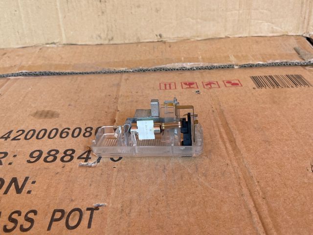 bontott MAZDA MPV Csomagtér Világítás