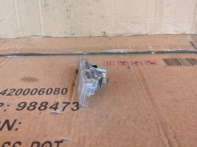 bontott MAZDA MPV Csomagtér Világítás