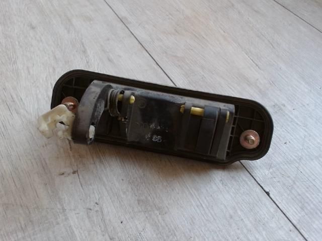 bontott MAZDA MPV Csomagtérajtó Kilincs