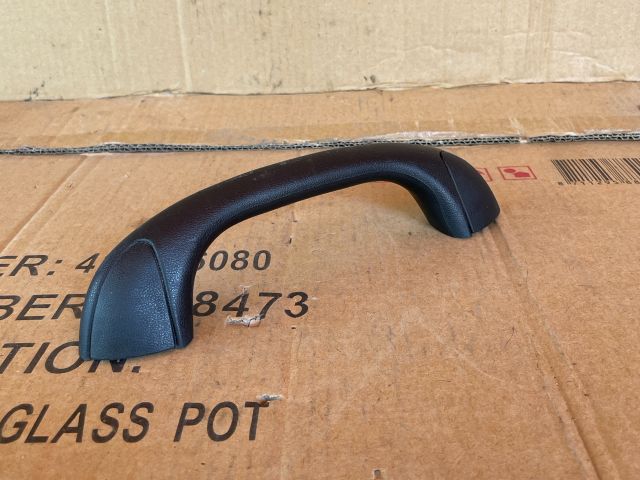 bontott MAZDA MPV Csomagtérajtó Kilincs