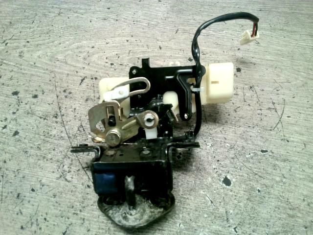 bontott MAZDA MPV Csomagtérajtó Zárszerkezet