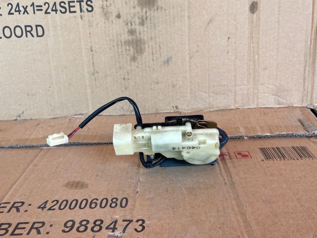 bontott MAZDA MPV Csomagtérajtó Zárszerkezet