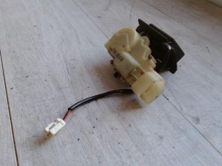 bontott MAZDA MPV Csomagtérajtó Zárszerkezet