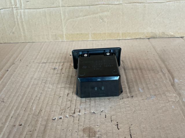 bontott MAZDA MPV Első Hamutartó