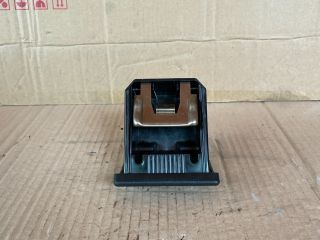 bontott MAZDA MPV Első Hamutartó