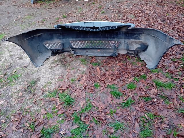 bontott MAZDA MPV Első Lökhárító (Részeivel)