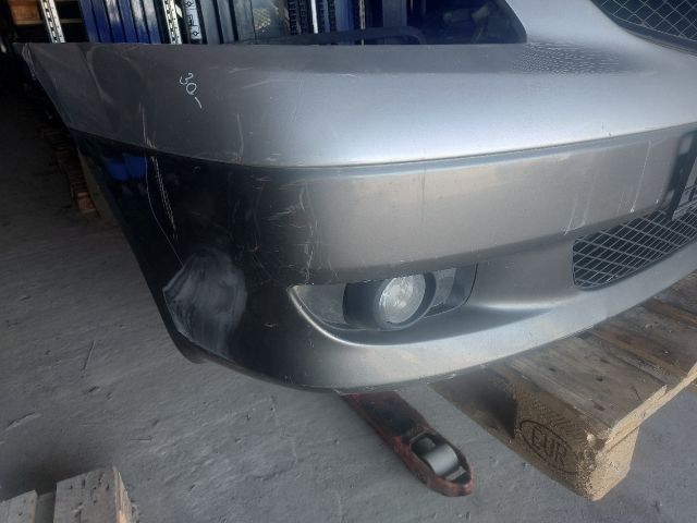 bontott MAZDA MPV Első Lökhárító (Részeivel)