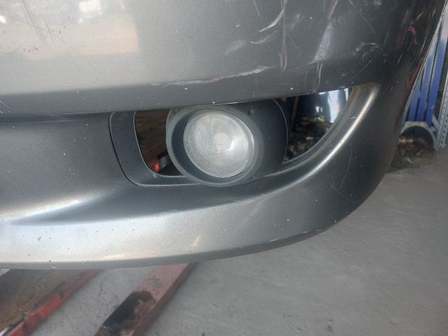 bontott MAZDA MPV Első Lökhárító (Részeivel)