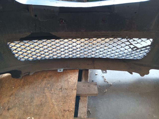 bontott MAZDA MPV Első Lökhárító (Részeivel)