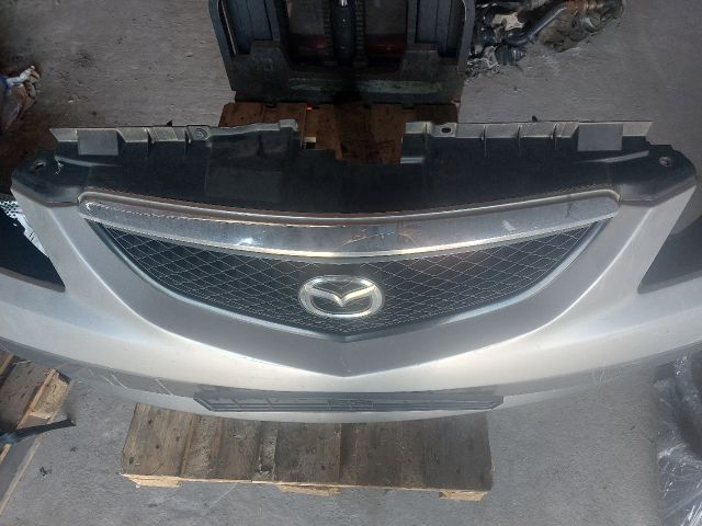 bontott MAZDA MPV Első Lökhárító (Részeivel)