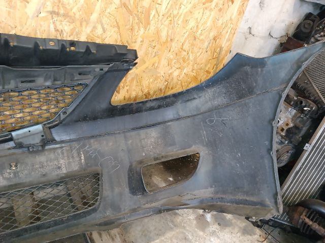 bontott MAZDA MPV Első Lökhárító (Részeivel)