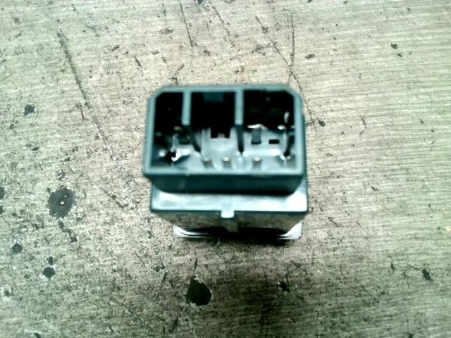 bontott MAZDA MPV Fényszórómagasság Állító Kapcsoló