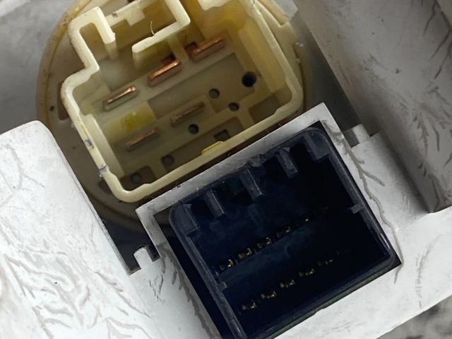 bontott MAZDA MPV Fűtéskapcsoló (manuális klímás)