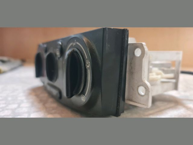 bontott MAZDA MPV Fűtéskapcsoló (manuális klímás)