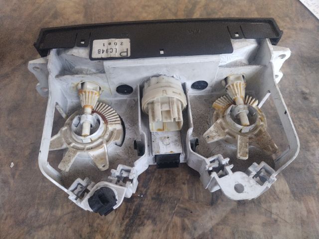 bontott MAZDA MPV Fűtéskapcsoló (manuális klímás)