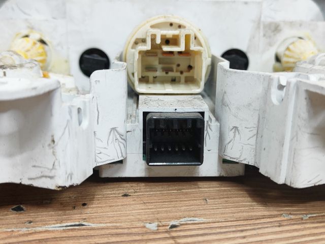 bontott MAZDA MPV Fűtéskapcsoló