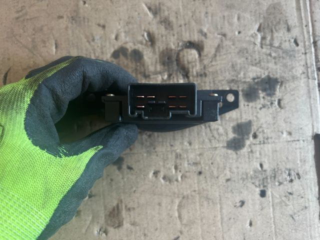 bontott MAZDA MPV Fűtéskapcsoló