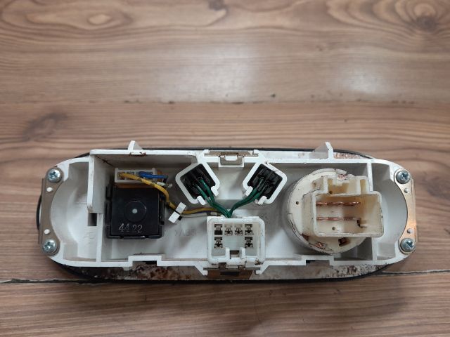 bontott MAZDA MPV Fűtéskapcsoló