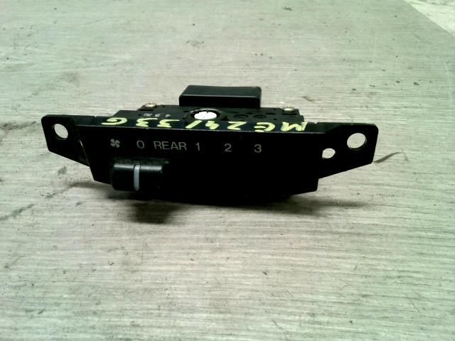 bontott MAZDA MPV Fűtéskapcsoló