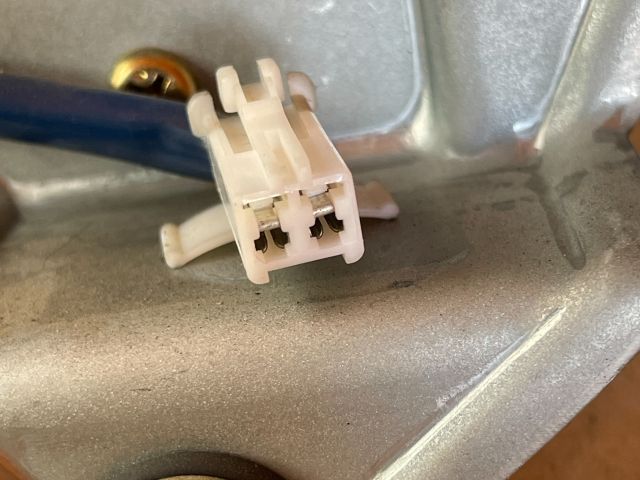 bontott MAZDA MPV Hátsó Ablaktörlő Motor