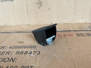 bontott MAZDA MPV Hátsó Hamutartó