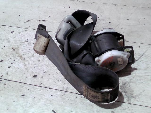 bontott MAZDA MPV Hátsó középső Biztonsági Öv