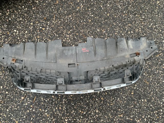 bontott MAZDA MPV Hűtőrács