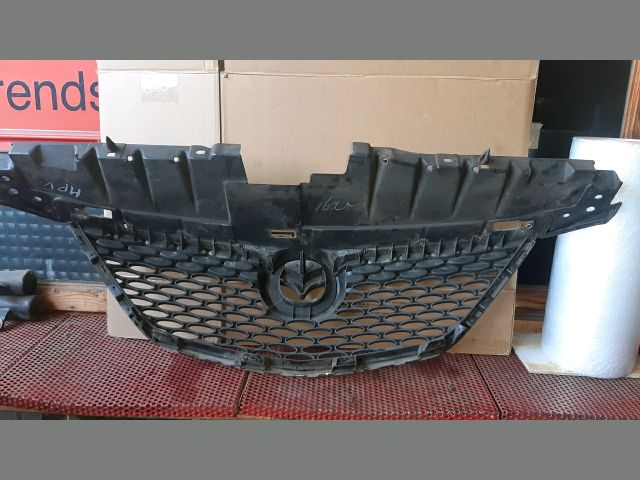 bontott MAZDA MPV Hűtőrács