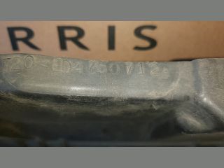 bontott MAZDA MPV Hűtőrács