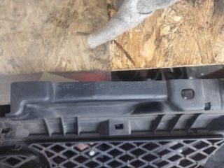 bontott MAZDA MPV Hűtőrács