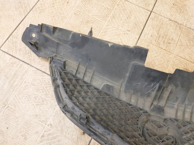 bontott MAZDA MPV Hűtőrács