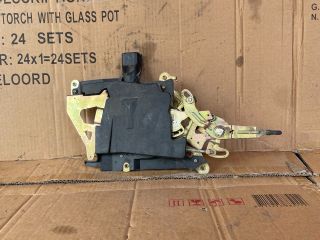 bontott MAZDA MPV Jobb Csomagtérajtó Zárszerkezet