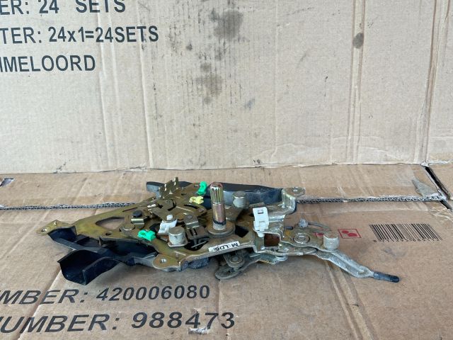 bontott MAZDA MPV Jobb Csomagtérajtó Zárszerkezet