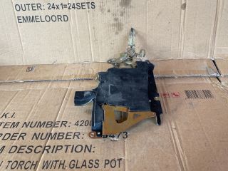 bontott MAZDA MPV Jobb Csomagtérajtó Zárszerkezet