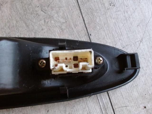 bontott MAZDA MPV Jobb első Ablakemelő Kapcsoló